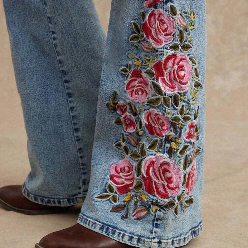 Light Wash Boho Women's High Rise Floral Denim Jeans - Picture 3 of 7